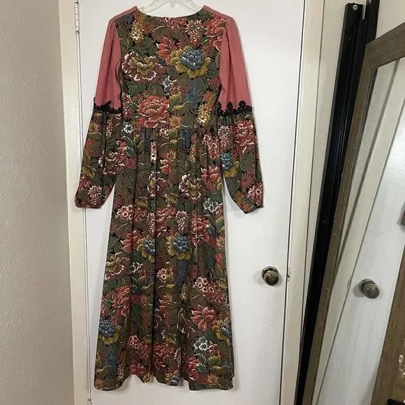 Gunne Sax Rare Vintage 1969 black label renaissance Tapestry Floral red dress - Picture 3 of 10